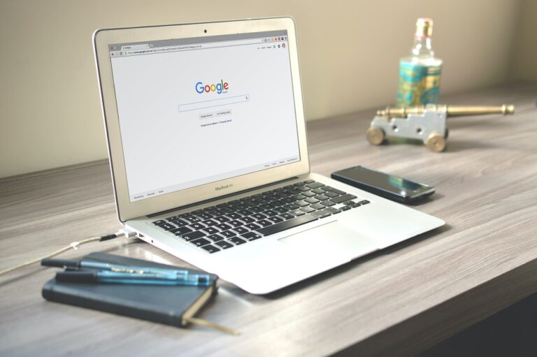 How to Use Google Reverse Image Search to Find Factual Information